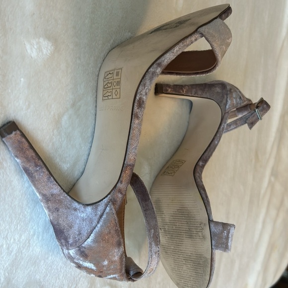 Mauve Velvet Spring Heels - Picture 4 of 4